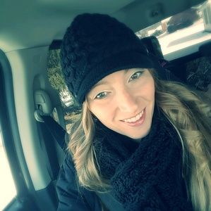 Meet your Posher, Melissa